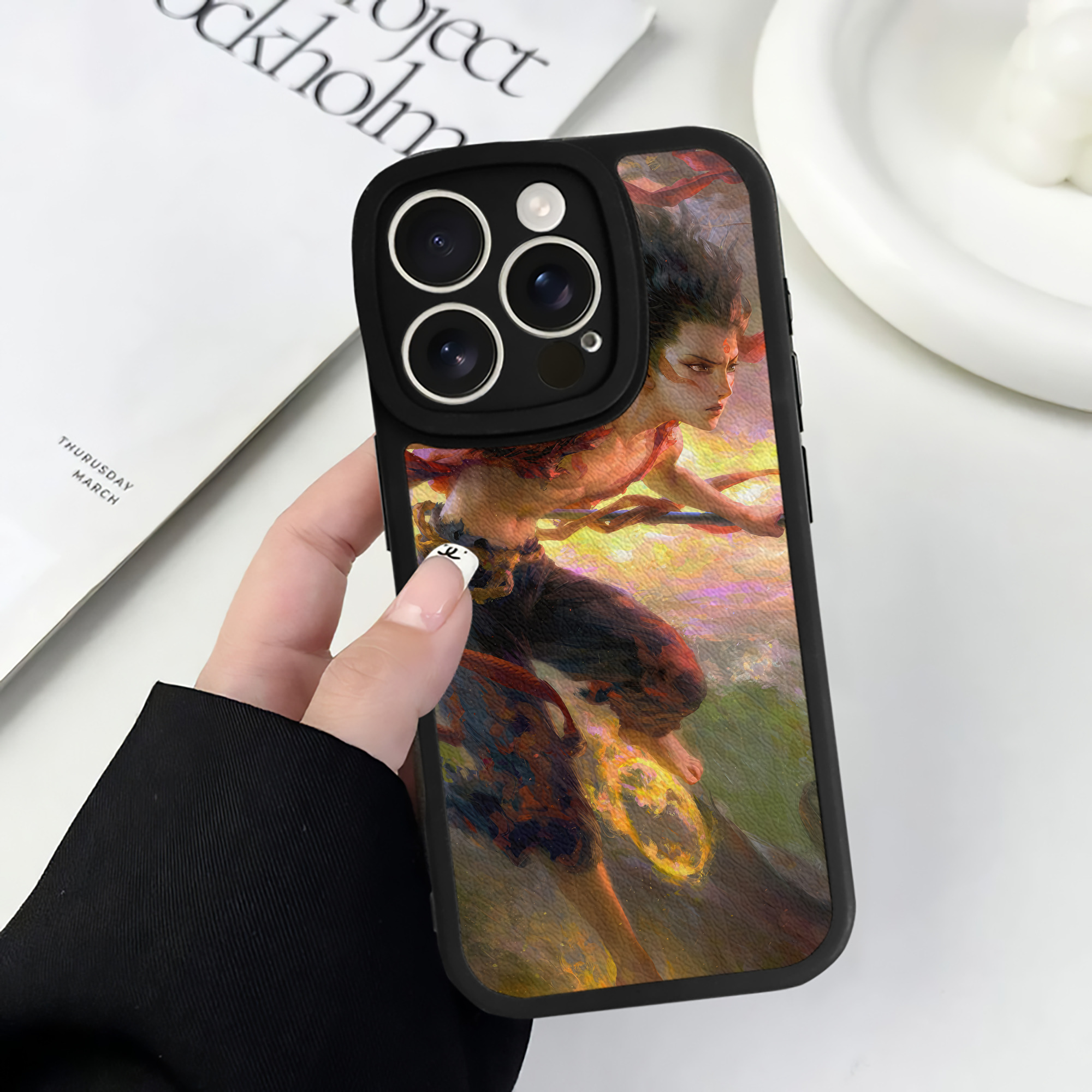 （画像用） Ne Zha 2 ナタ 魔童の大暴れ 【iPhone 16シリーズ対応】シリコンスマホケース（レザー調） 材質：シリコン